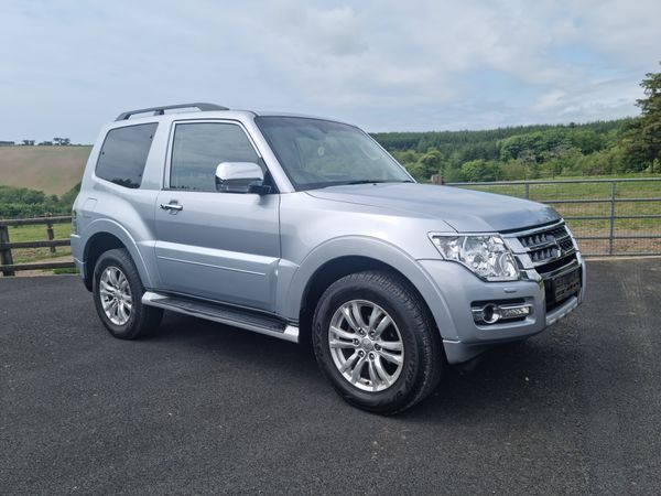 Mitsubishi Pajero Van, Diesel, 2017, Silver