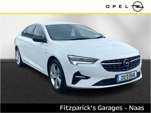 Opel Insignia Hatchback, Diesel, 2021, White