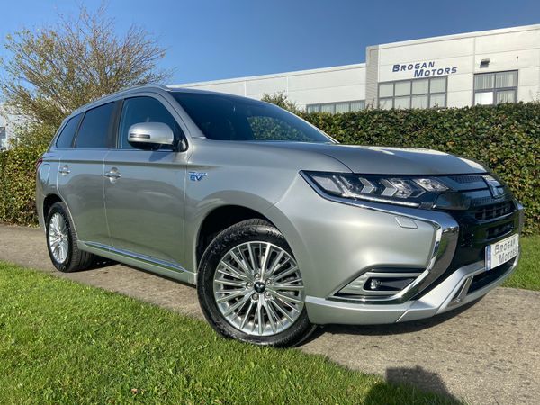 Mitsubishi Outlander Hatchback, Petrol Plug-in Hybrid, 2019, Silver