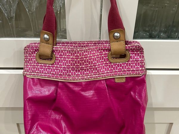 DKNY crossbody bag for sale in Co. Wexford for €65 on DoneDeal