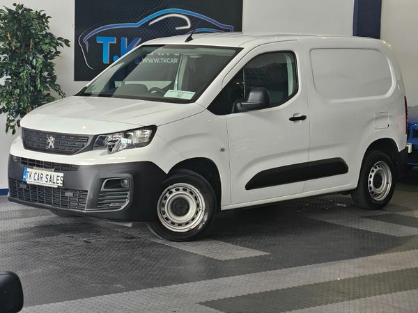 Peugeot Partner Van, Diesel, 2021, White