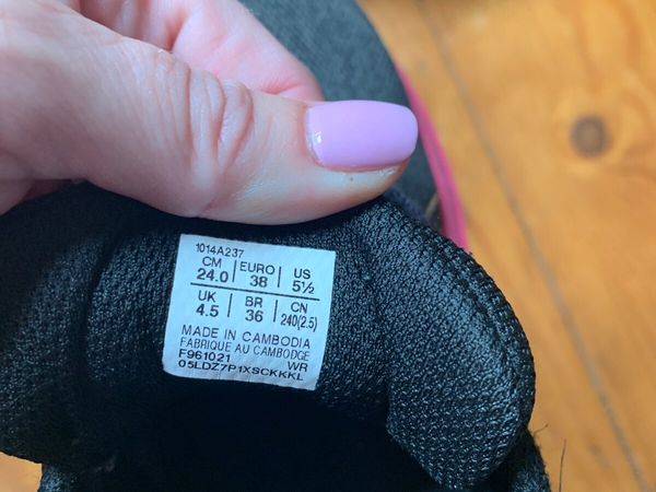 girls asics trainers