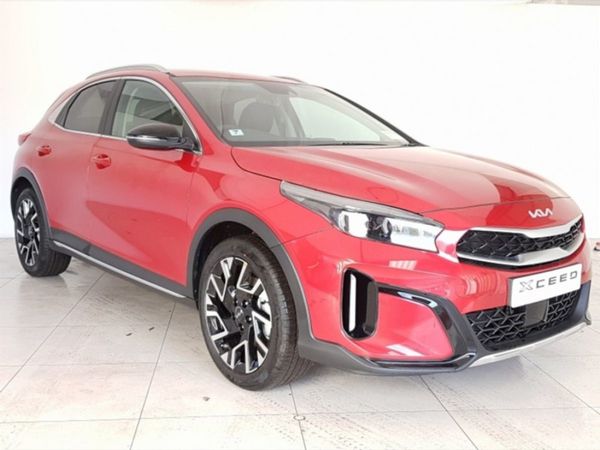 Kia XCeed Hatchback, Hybrid, 2024, Red