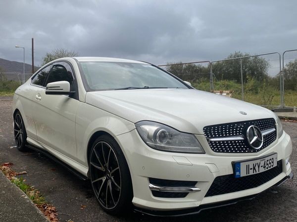 Mercedes-Benz C-Class Coupe, Diesel, 2011, White
