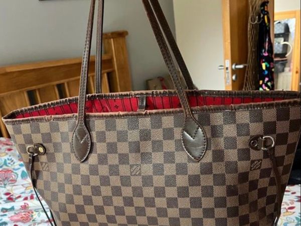 Louis Vuitton Bag for sale in Co. Dublin for €1,200 on DoneDeal