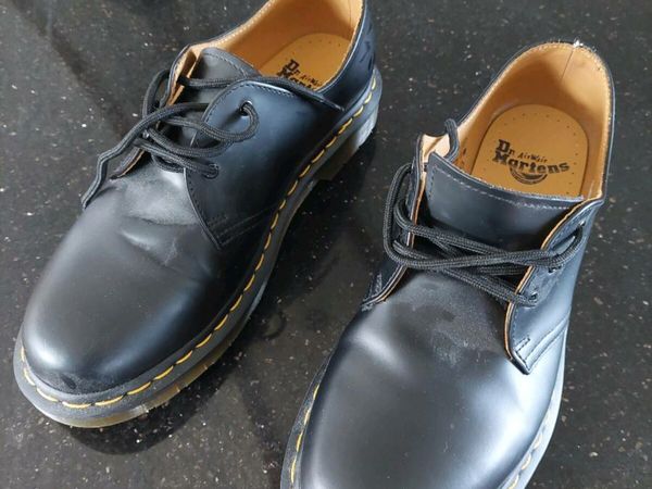 discount doc martens