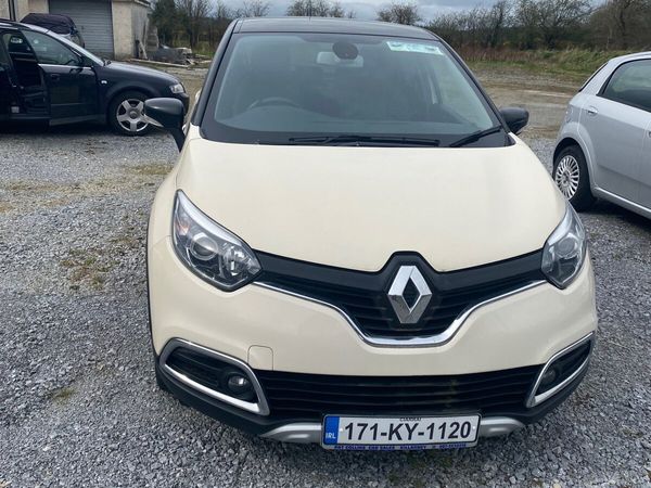 Renault Captur SUV, Diesel, 2017, White