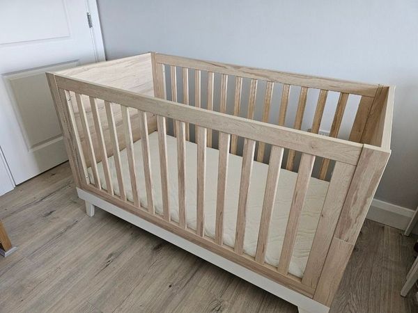 Mamas and papas lawson hot sale cot