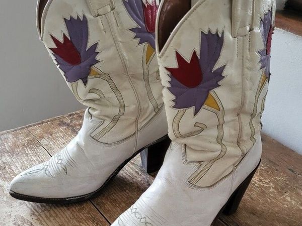 Ladies cowboy hotsell boots ireland