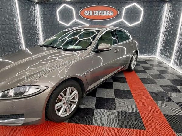 Jaguar XF Saloon, Diesel, 2012, Grey