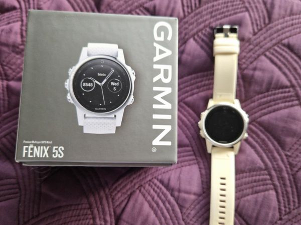 Garmin fenix 5s on sale carrara