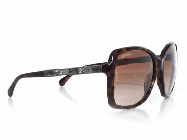 Louis Vuitton Sunglasses for sale in Co. Limerick for €50 on DoneDeal