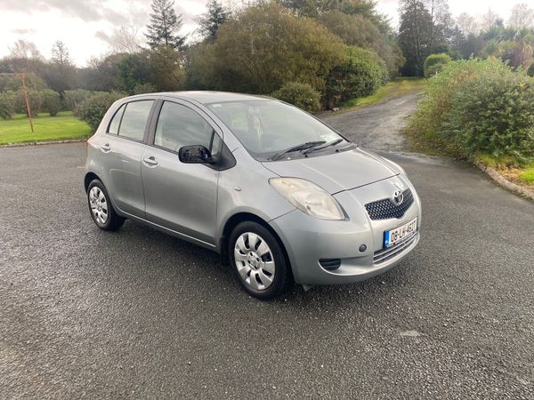 Toyota Yaris Hatchback, Petrol, 2008, Silver