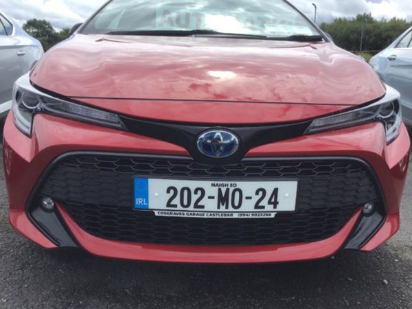 Toyota Corolla Hatchback, Hybrid, 2020, Red