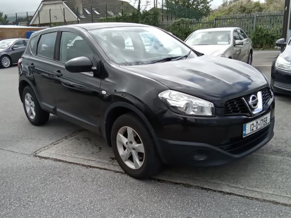 Nissan Qashqai Hatchback, Diesel, 2012, Black