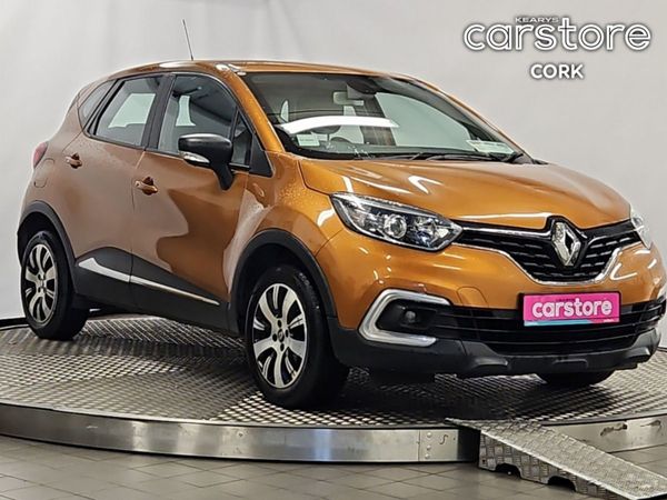 Renault Captur Hatchback, Petrol, 2019, Orange