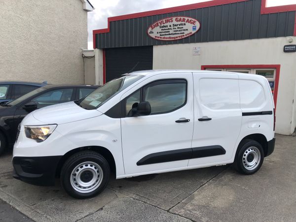 3 seater hot sale vans