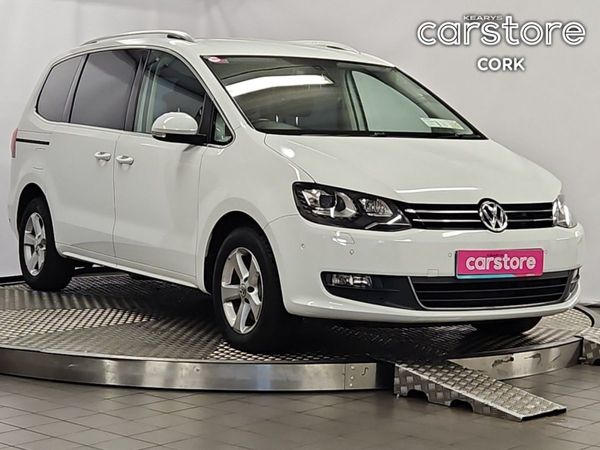 Volkswagen Sharan MPV, Petrol, 2015, White