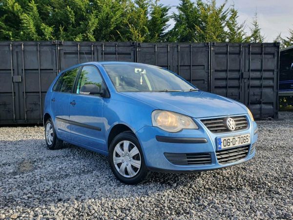 Volkswagen Polo Hatchback, Petrol, 2006, Blue