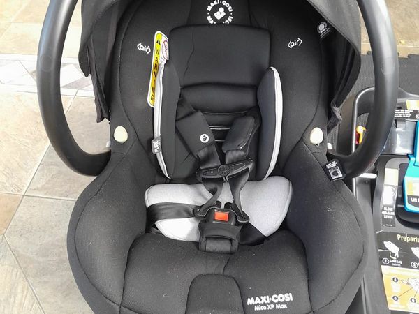 Maxi cosi car shop seat done deal