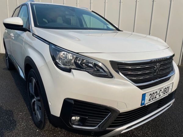 Peugeot 5008 MPV, Petrol, 2020, White