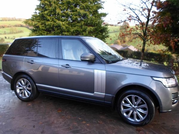 Land Rover Vogue SUV, Diesel, 2014, Grey