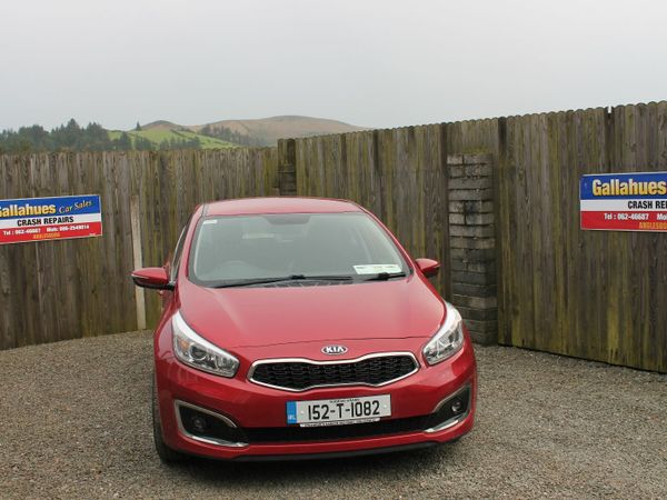 Kia Ceed Hatchback, Diesel, 2015, Red