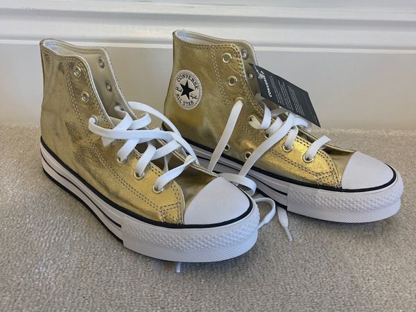 Gold converse size on sale 3