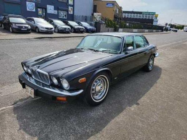 Jaguar Other Saloon, Petrol, 1976, Black