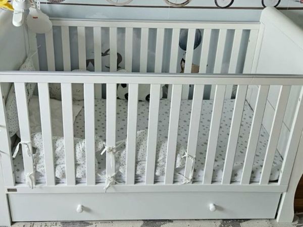 Vib sleigh hot sale cot bed