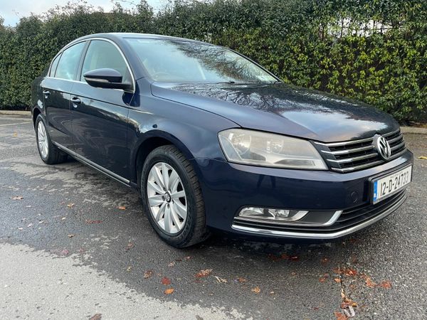 Volkswagen Passat Saloon, Diesel, 2012, Blue