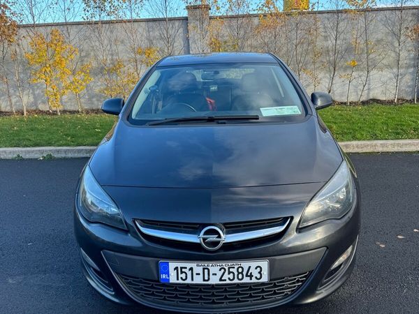 Opel Astra Hatchback, Diesel, 2015, Black