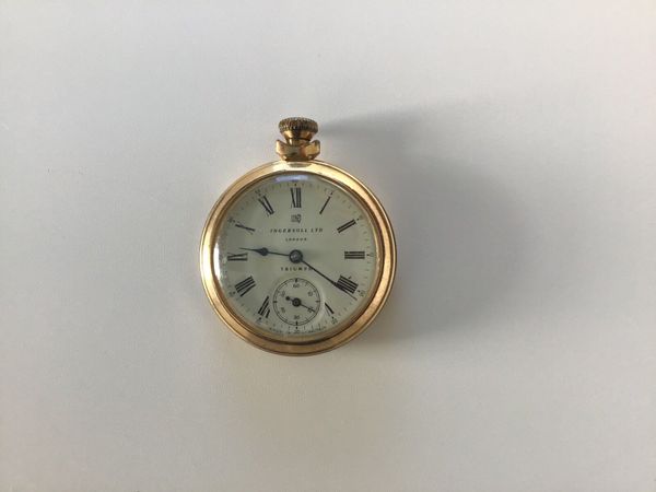 Ingersoll triumph hotsell pocket watch gold