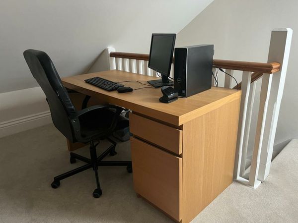 Office table and chair for sale hot sale