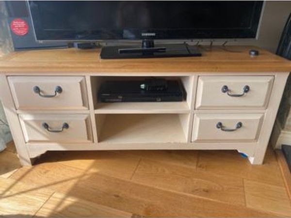 Small cream online tv unit