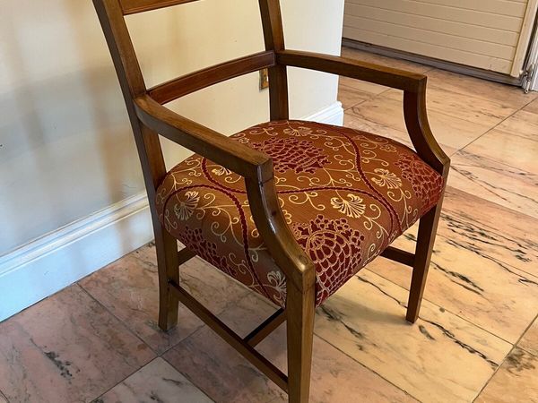 Vintage carver online chairs