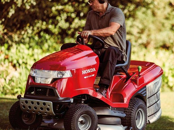 Suzuki lawn mower discount engine