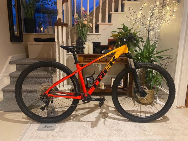 Bicicleta trek marlin 8 hot sale