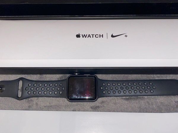 Apple watch series 3 nike clearance box