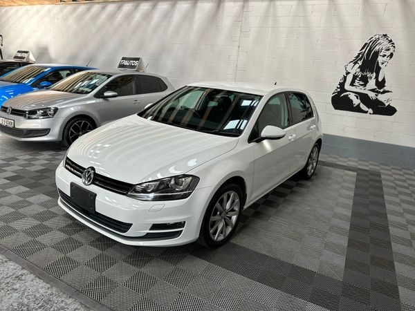 Volkswagen Golf Hatchback, Petrol, 2017, White