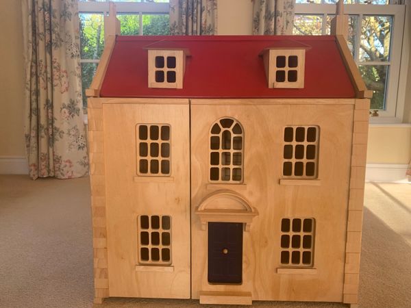 Sell on sale dolls house