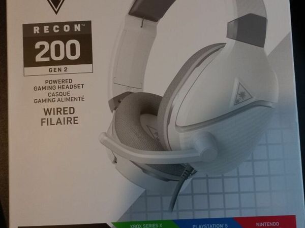 Turtle beach recon discount 200 vs stealth 700