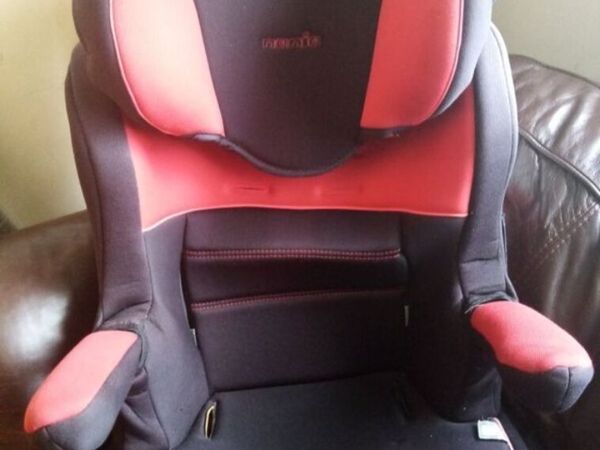 Car booster seat clearance ireland