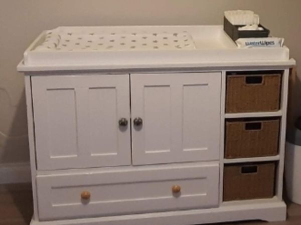 Done deal hotsell changing table