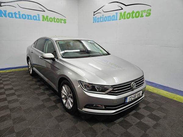 Volkswagen Passat Saloon, Diesel, 2017, Silver