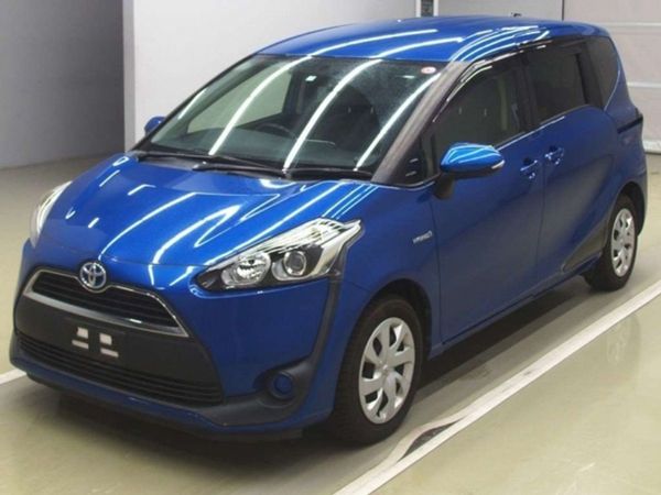 Toyota Sienta MPV, Petrol Hybrid, 2017, Blue