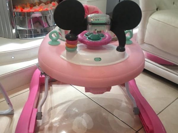 Minnie mouse outlet walker