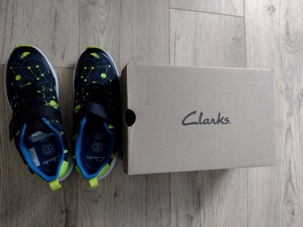 Clarks kids hotsell shoes ireland