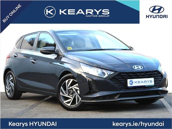 Hyundai i20 Hatchback, Petrol, 2025, Blue