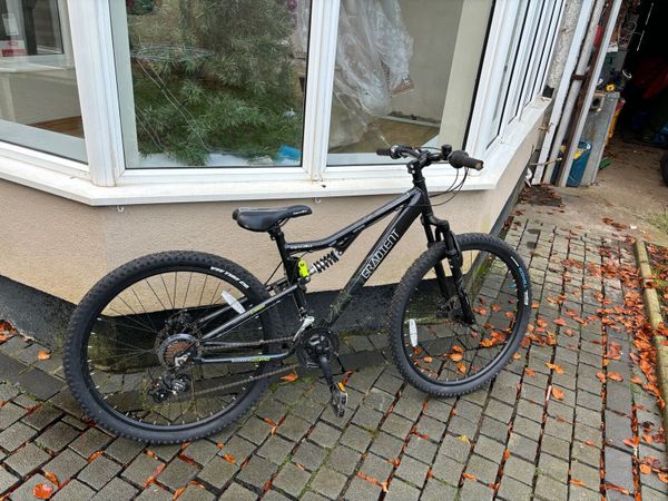 Mountain bikes for store sale done deal